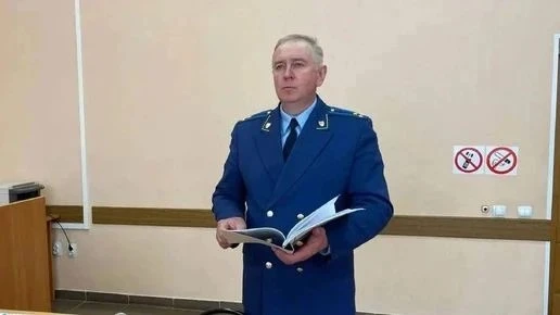 В Трубчевском районе 17-летний помощник комбайнера стал инвалидом во время уборки урожа...