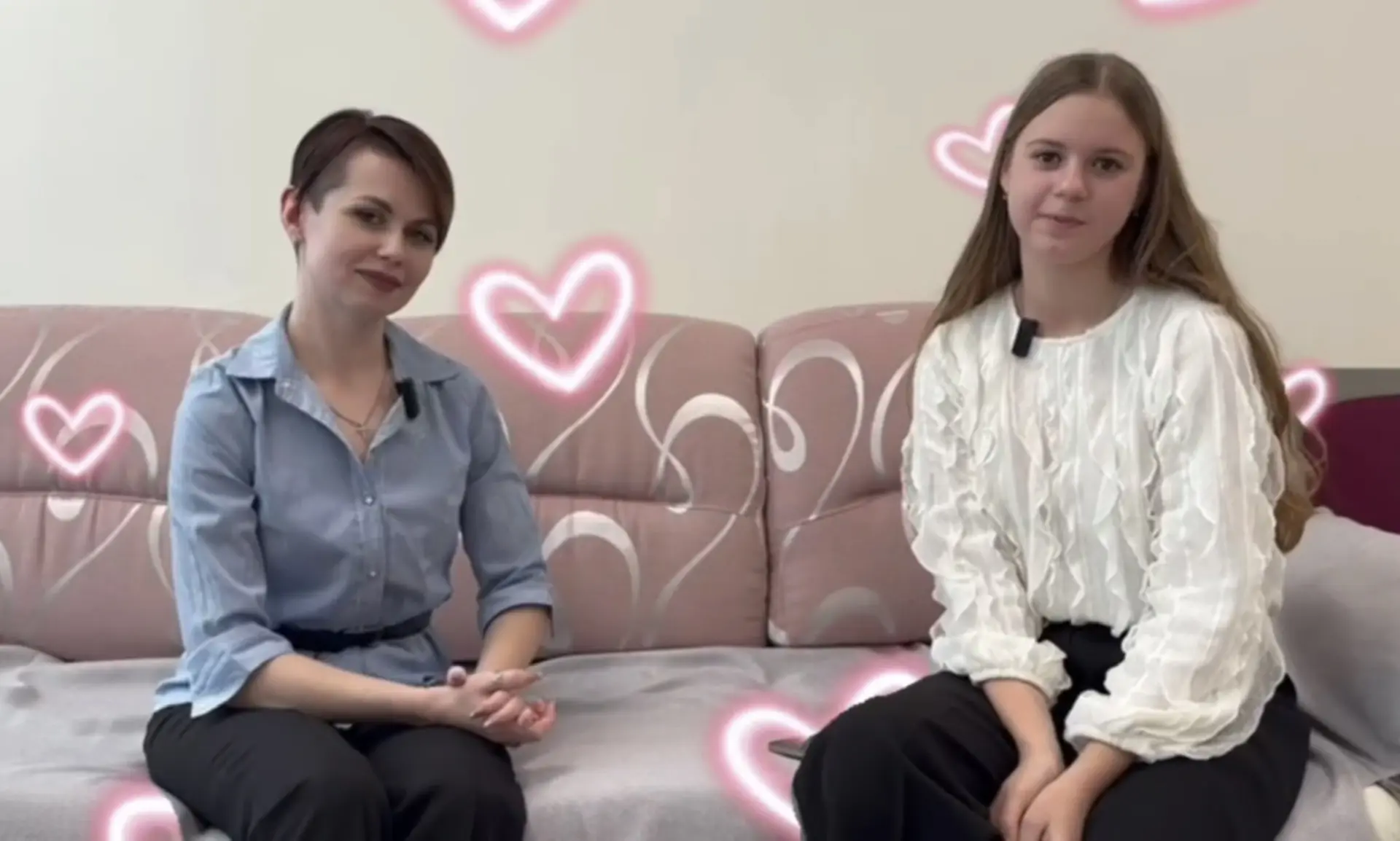 Смотрите первый выпуск от школьного медиацентра! (Ссылка кликабельна)   Тёплое и вдохновляющее интер