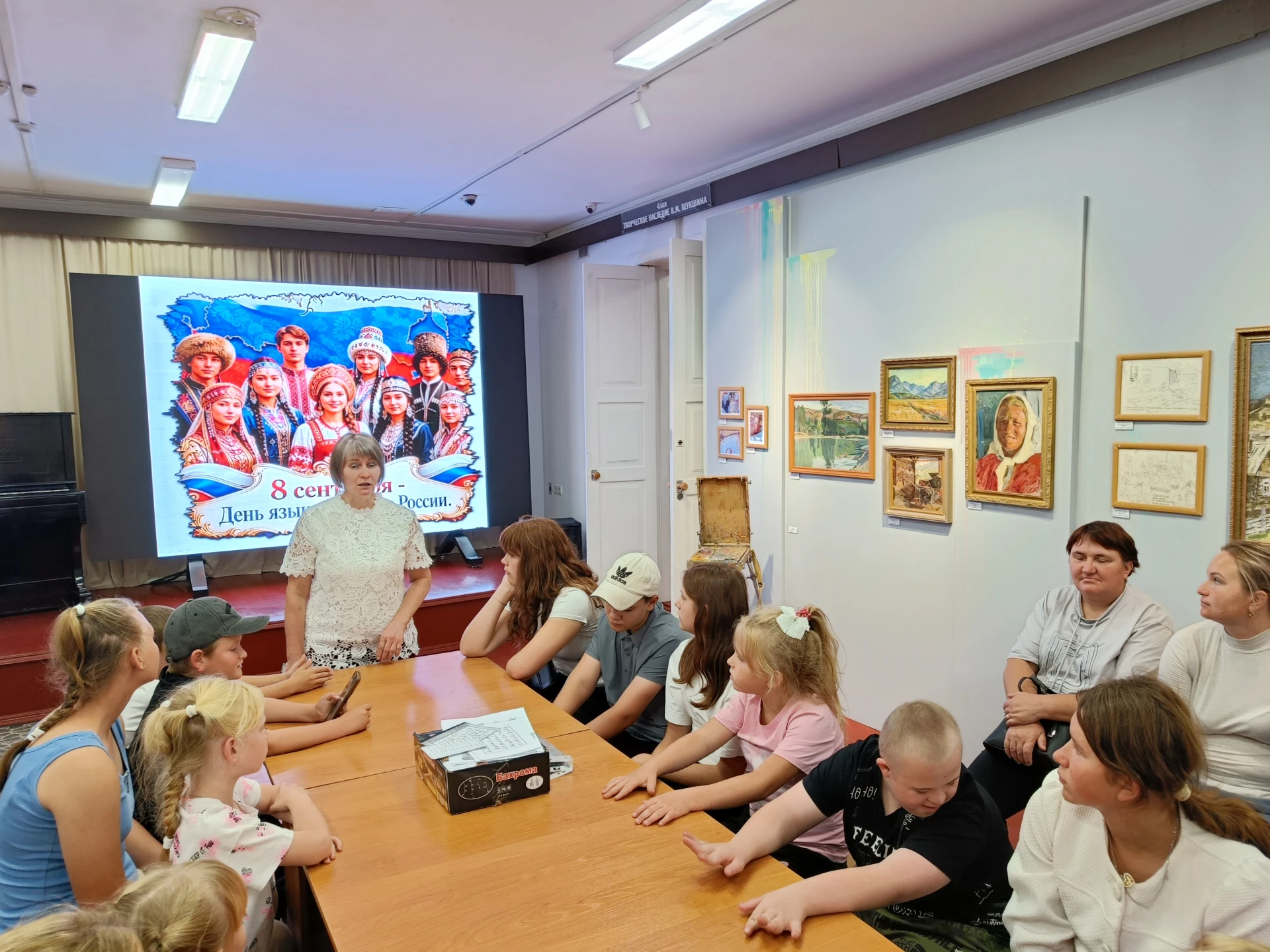 «Россия говорит на сотнях языков…» 🕊️
