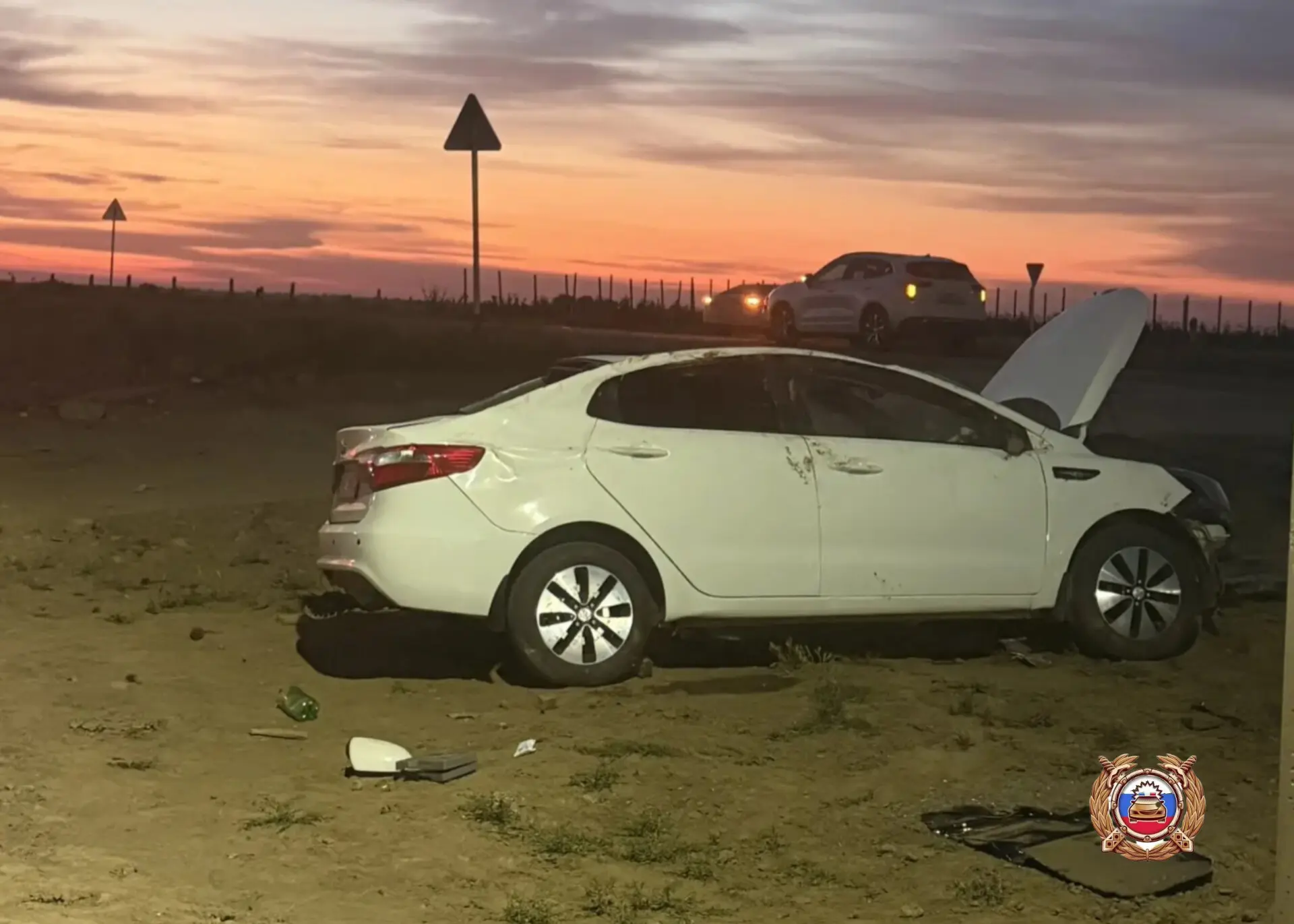 ❌🚗В Нефтекумском округе в результате опрокидывания автомобиля погиб водитель ещё двое ...