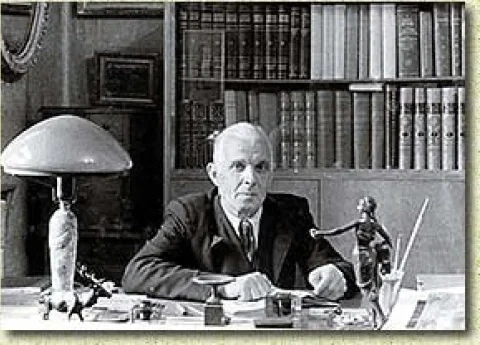 Летом 1897 года в Калуге родился Михаил Михайлович Днепровский (1897–1983), советский художник-графи