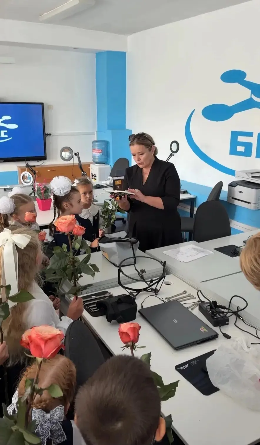 🔔 С Днём знаний, наша любимая гимназия!