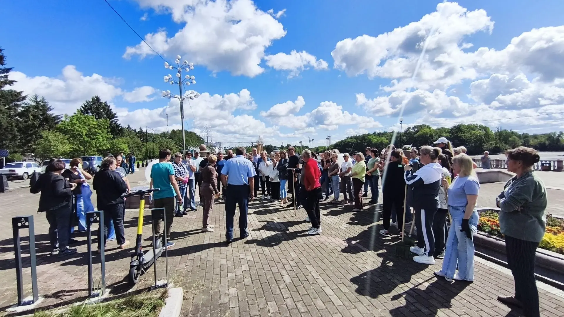 Внесли вклад в чистоту нашего города