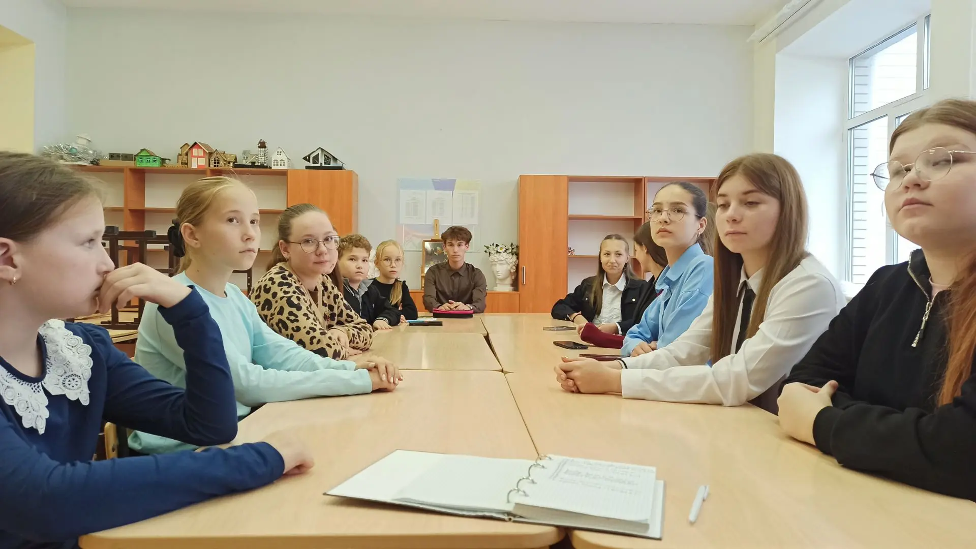 ✨Сегодня в нашей школе прошло собрание старост классов, посвящённое предстоящим выборам...