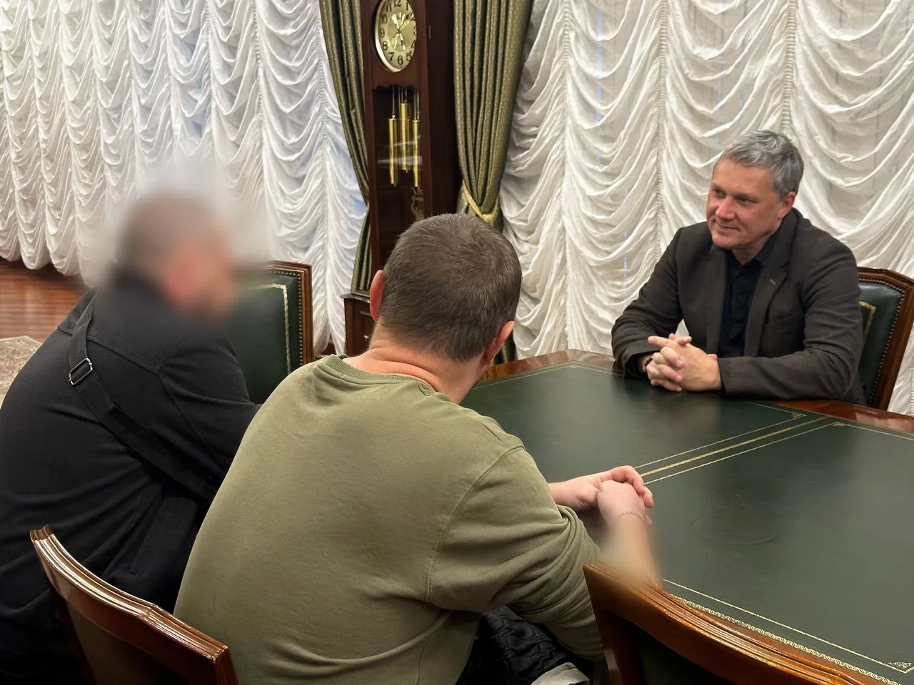 Сегодня встретился с нашими ребятами.