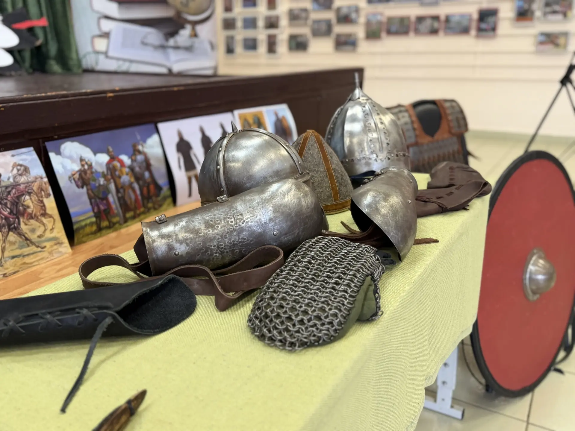 📜18 мая - Международный день музеев!  В нашей Школе № 20 им. Н.З. Бирюкова этот день прошёл по-насто