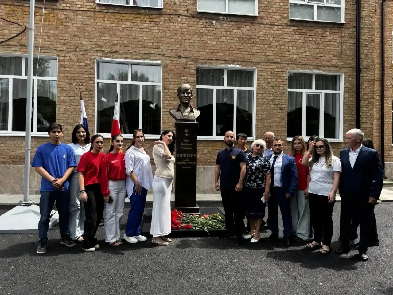 🎖️Открытие  бюста Карена Владимировича Шишкина

Сегодня , 14 июля 2026 года в день рождения Карена 