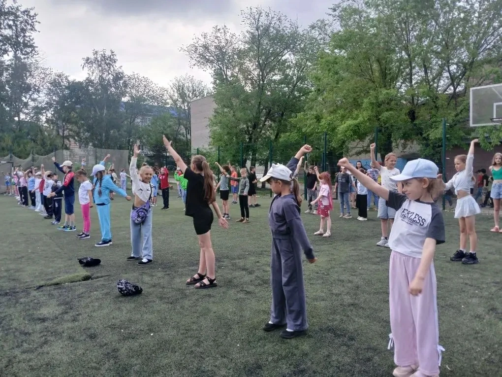 🔥 Вот это денёк в лагере — просто бомба! 🔥

Сегодня было столько всего, что даже не знаем, с чего 