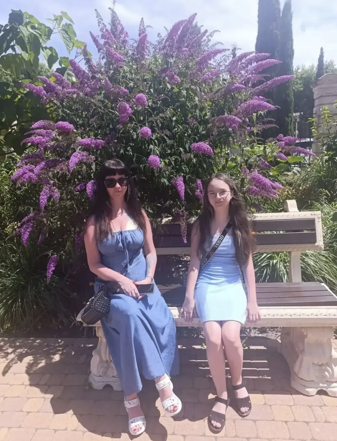 Каникулы на связи☀️⛱️🕶️🌻
🌸София Вранчан, 6б класс, делится впечатлением о летнем отдыхе:
⛰️Месяц 