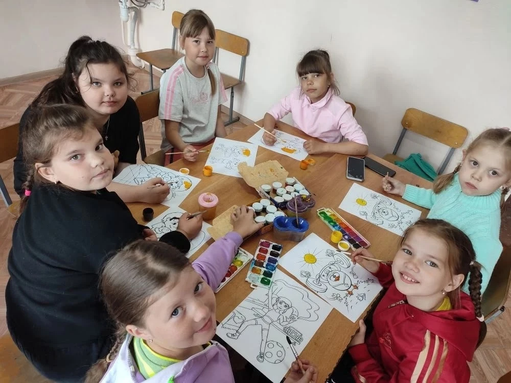 В пришкольном лагере школы села Иванырс прошёл день «Здоровое движение», посвящённый по...