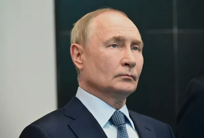 Глава Магнитогорска поздравил президента России Владимира Путина с днем рождения