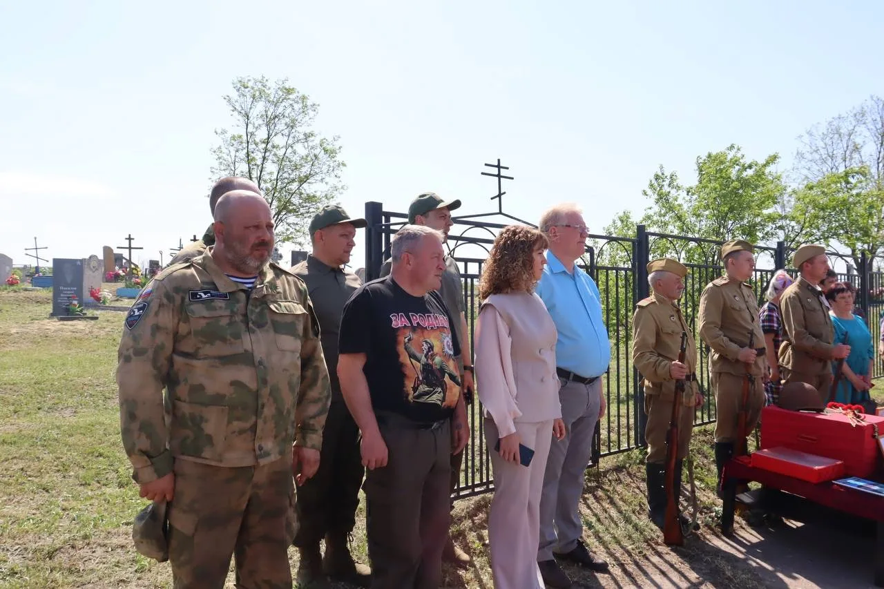 🪖Бойцы отряда «За Родину!» в составе регионального объединения «Поиск» приняли участие в захоронении
