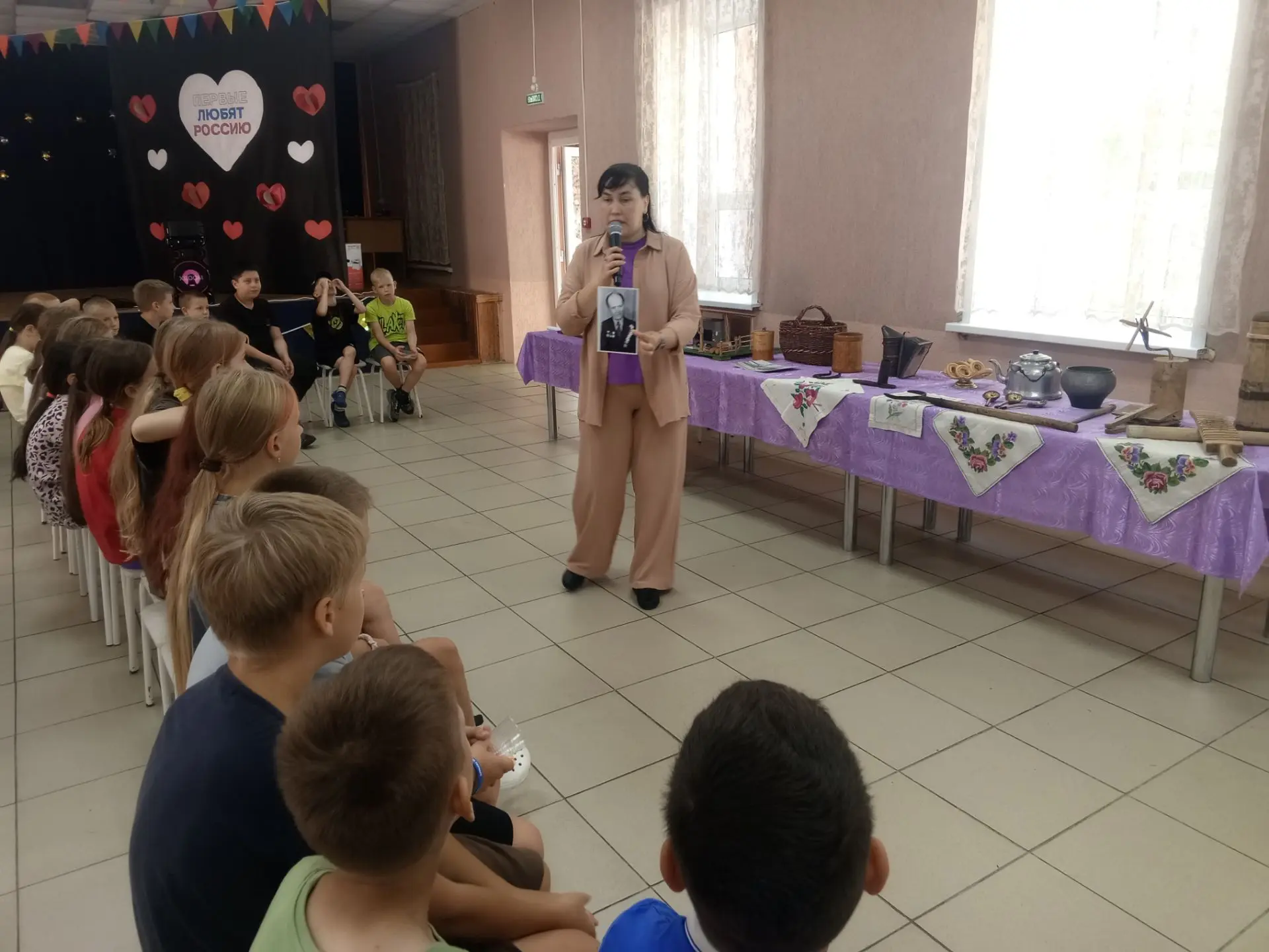 Сегодня наш музей отправился в настоящее путешествие! Правда, не мы принимали гостей, а сами приехал