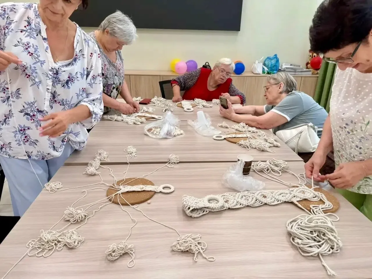 🌺☘️ Мастер-класс по макраме в Центре социального обслуживания! ☘️🌺
