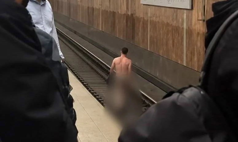 Решение о назначении 18-летнему жителю Москвы девяти суток ареста по административному ...