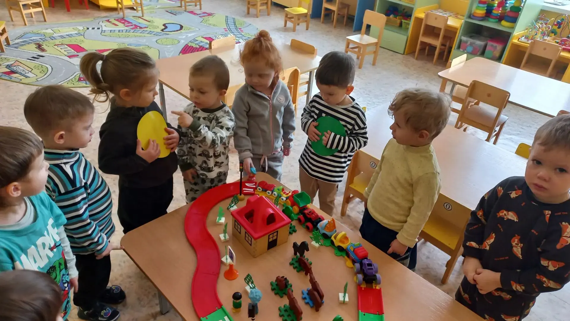 Безопасность — навык, который важно формировать с самого детства. 🚦