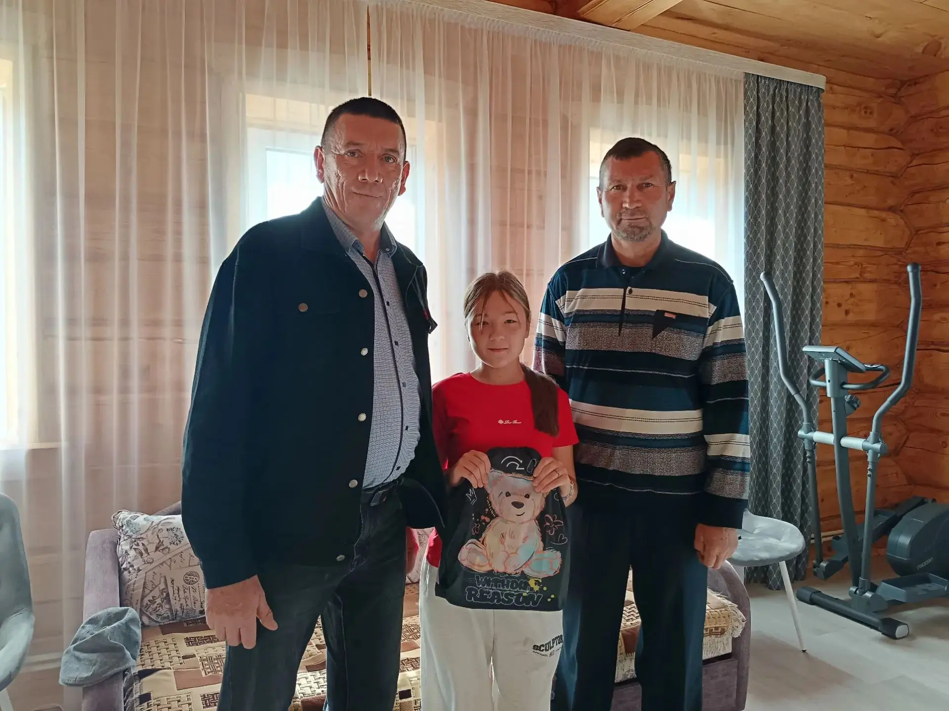 Наша школа присоединилась к акции «Помоги собраться в школу».