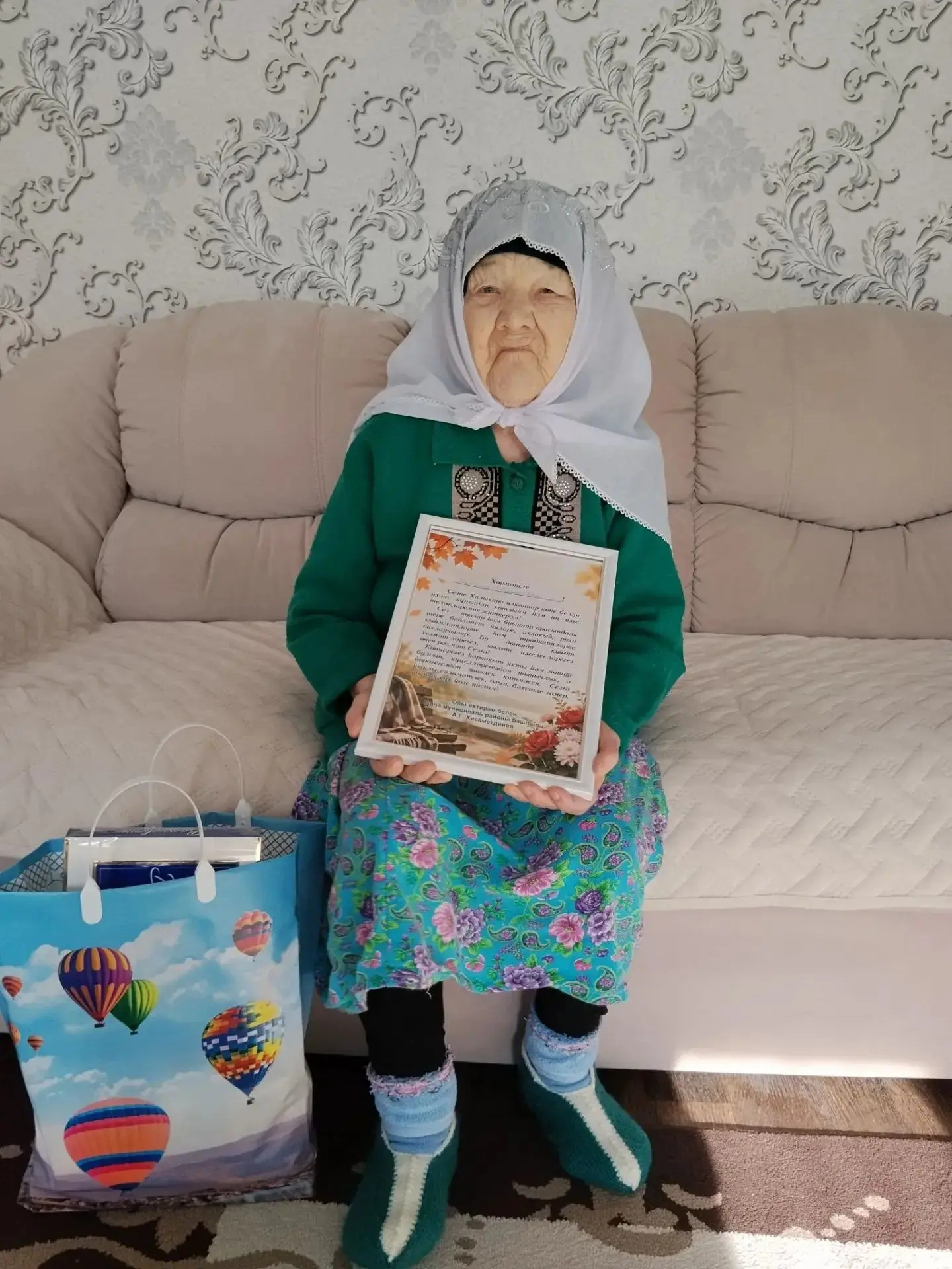 101 яшьлек әбине котлап кайттык