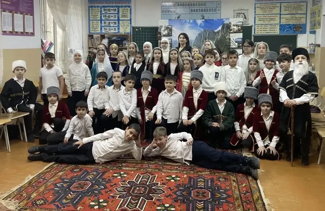 В целях воспитания любви к родному краю, бережного и чуткого отношения к природе, чувства гордости и