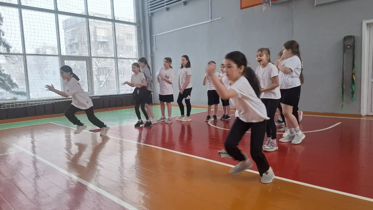 💪Сегодня наши ученики демонстрируют волю к победе и стремление к самосовершенствованию, сдавая норма