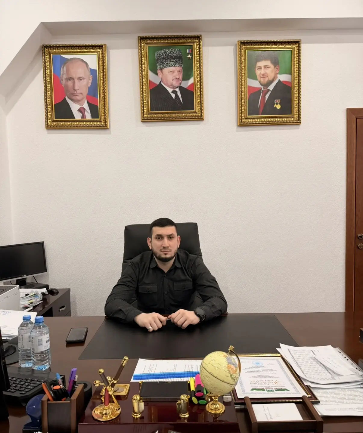 ДИРЕКТОР ООО «ОНИКС» ПОЗДРАВИЛ КОЛЛЕКТИВ И ВСЕХ МУСУЛЬМАН С НАСТУПИВШИМ ПРАЗДНИКОМ.