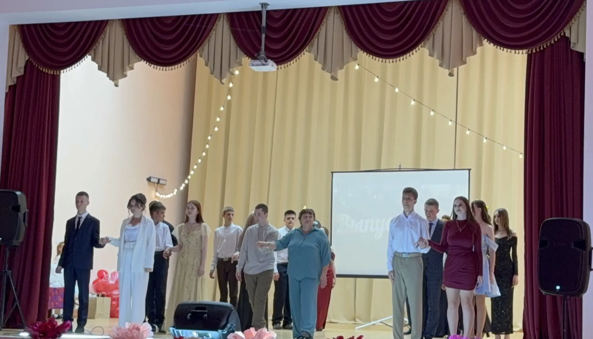 🎉 26 июня 2026 года в Лопушском Доме культуры царила особая атмосфера - волнующая, трогательная и п