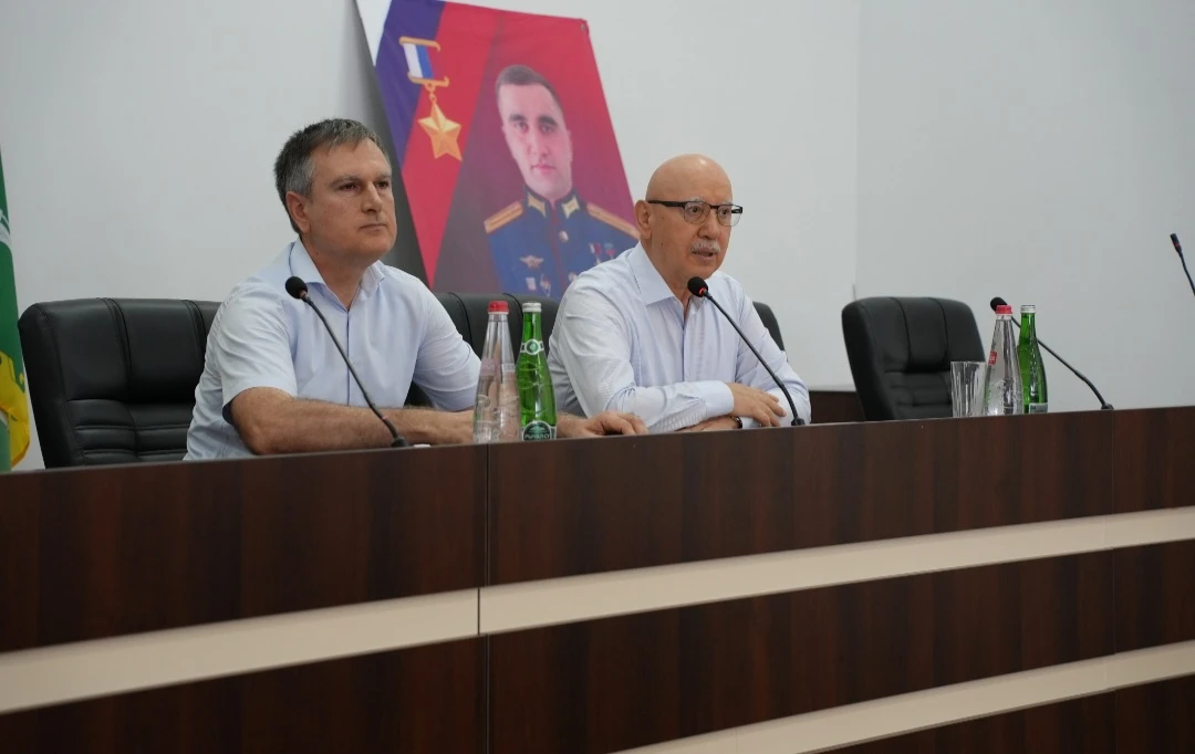 Депутат Народного Собрания Дагестана Имам Яралиев провел встречу с активом Сулейман-Ста...