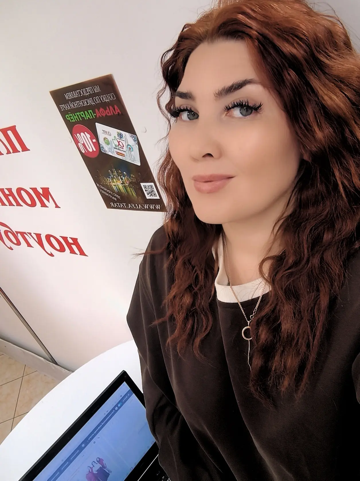 Сегодня я продолжаю ремонтировать телефоны и компьютеры 🤪 Мастер что надо 🤣🥰