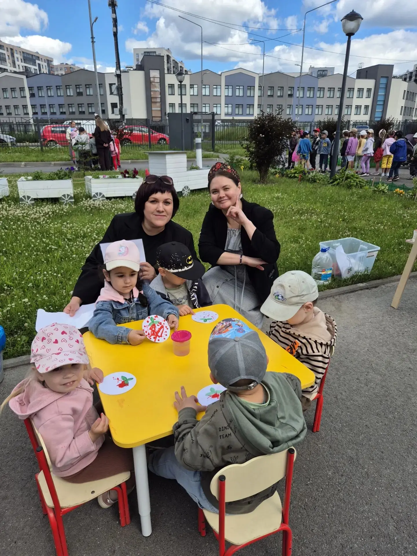 🎉У нас в саду - праздник красок, узоров и народных традиций! 🎉