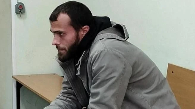 Жителя Котласского района приговорили к условному сроку за истязание беременной жены. 2...