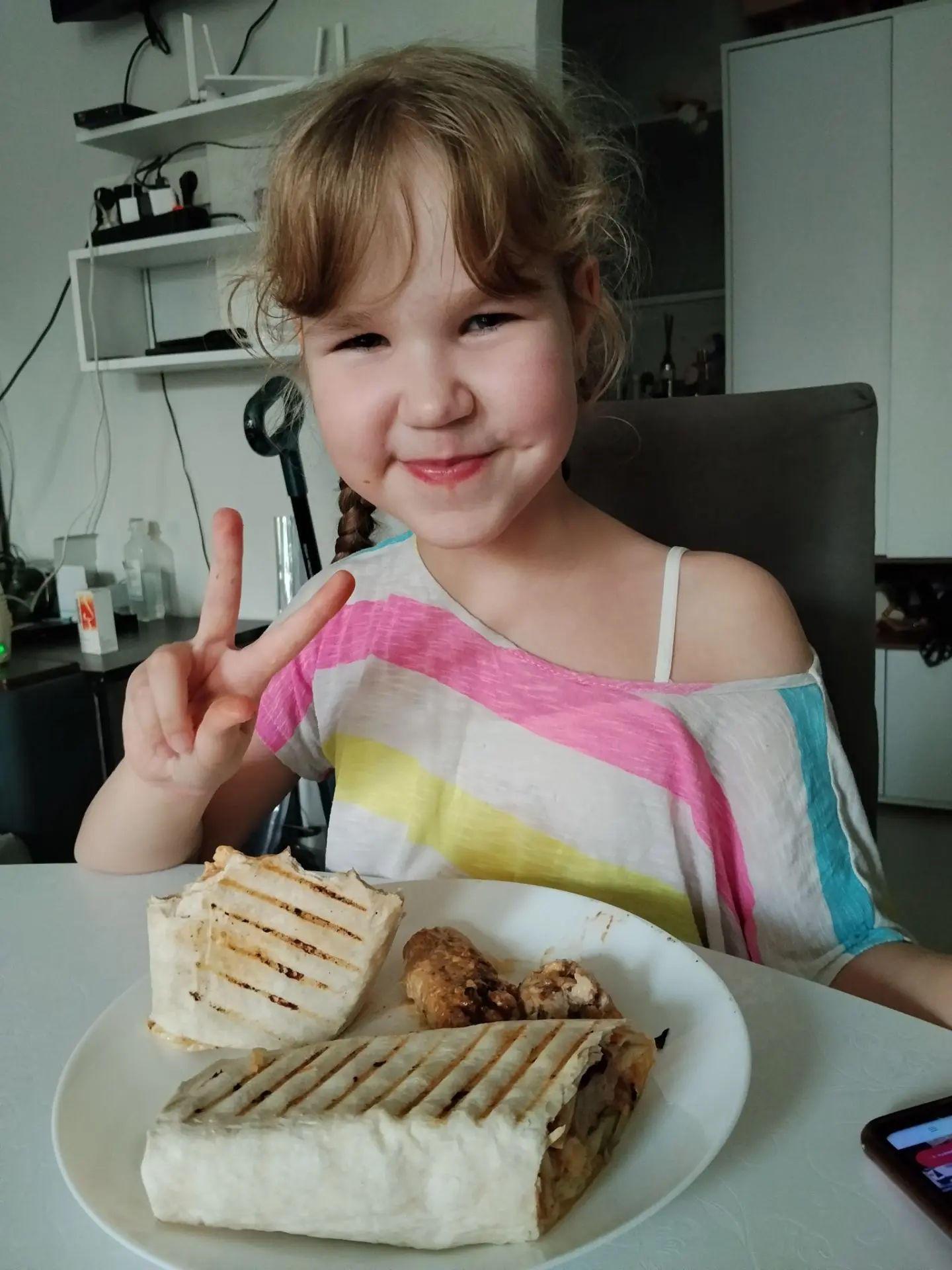 Нет ничего вкуснее папиной шаурмы 🤤❤️