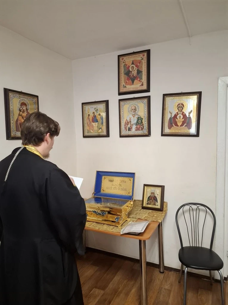 В нашем доме-интернате священник всегда желанный гость. На постоянной основе к нам приезжает Иерей Г