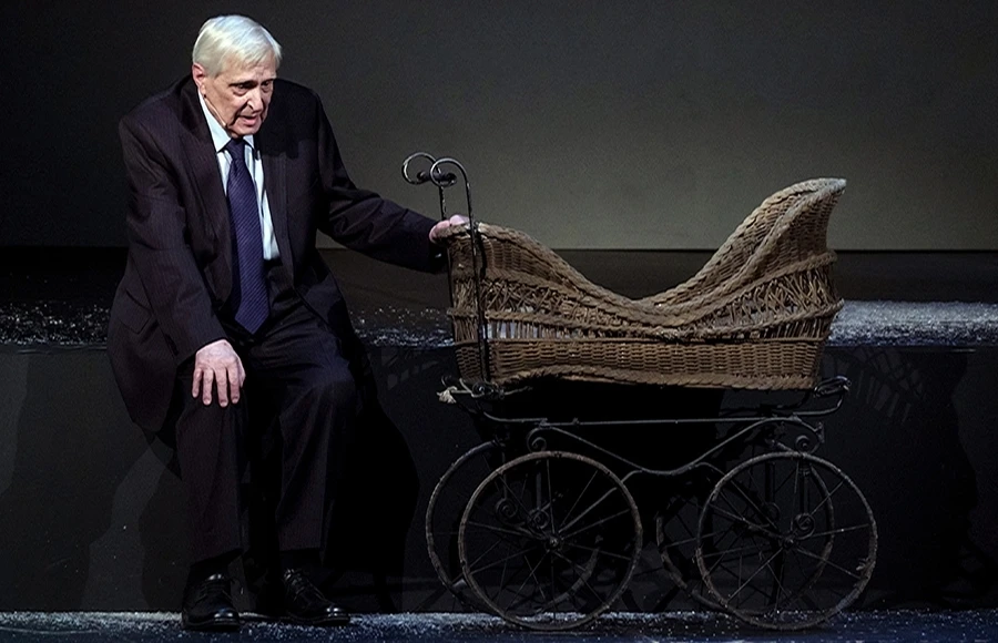 91-летний Олег Басилашвили тяжело переживает смерть жены Галины Мшанской, с которой про...