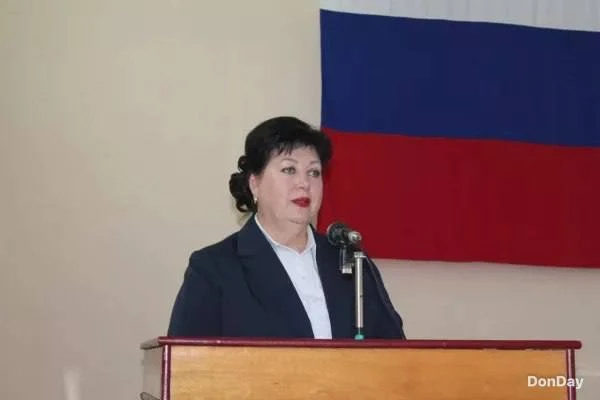 👋 Глава Чертковского района досрочно покинула свой пост без объяснения причин