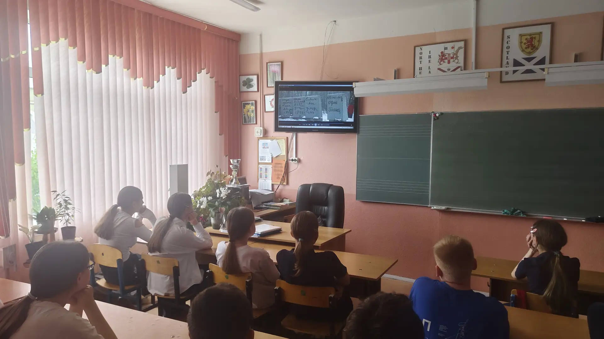 👉Фильм «Думать тишину» переносит зрителей в тяжелые дни блокады Ленинграда, рассказывает о судьбах д