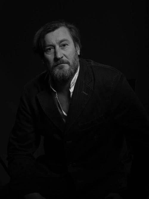 Поздравляем с Днём рождения заслуженного артиста России Александра Жукова! 🎭