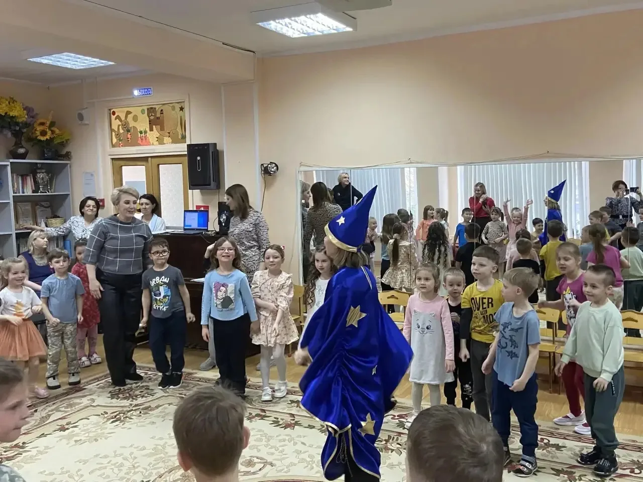 🌛До Луны и обратно!  Малыши совершили захватывающий «рейс» к звездам, посвященный 65-летию первого п