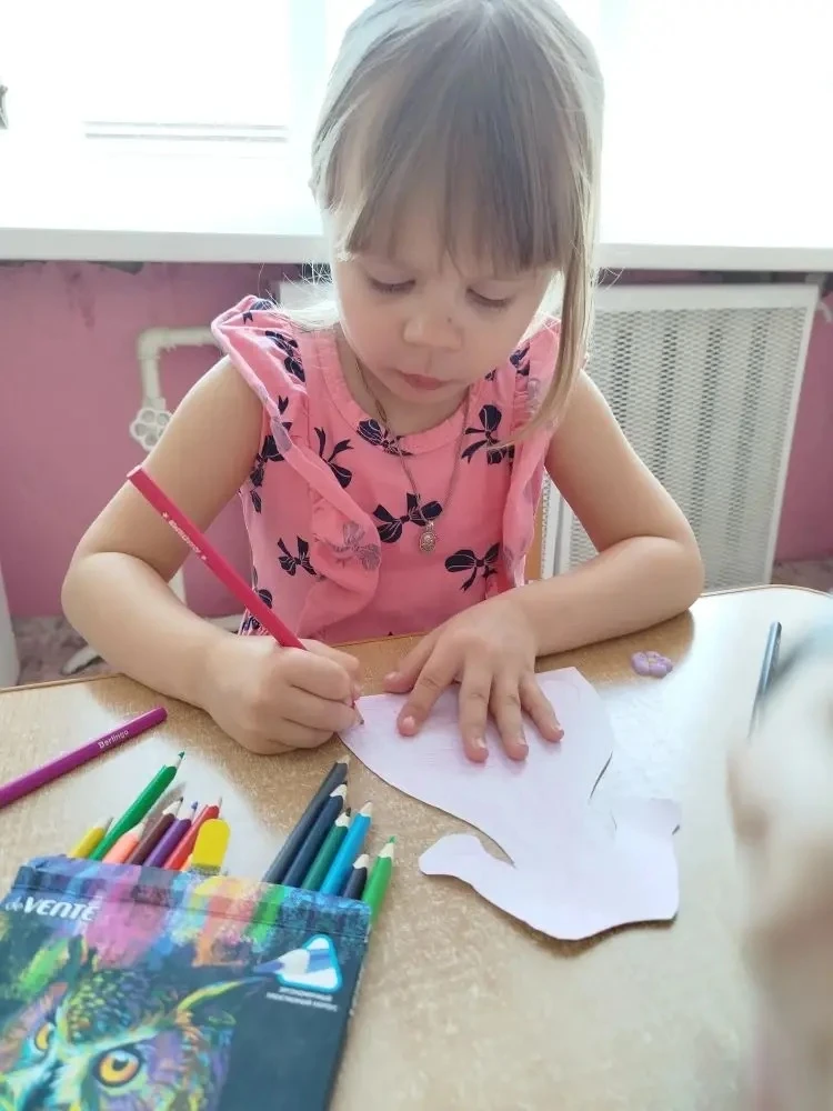 Сегодня, 16 марта, отмечается необычный праздник — День цветных карандашей. Да, есть такой праздник.
