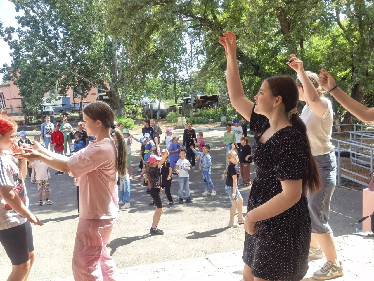 День Командной Силы в "Солнышке"! ☀️🇷🇺