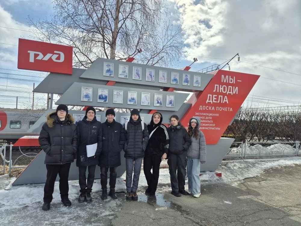 Сегодня подведены итоги городского чемпионата "Первый шаг" по профессии "Машинист": Ильяшевич Иван и