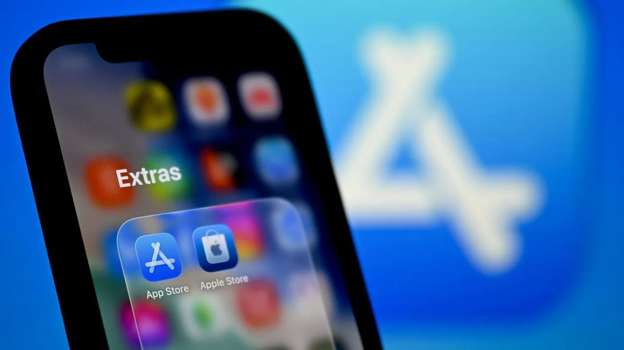 В App Store появились поддельные версии удаленных российских приложений.