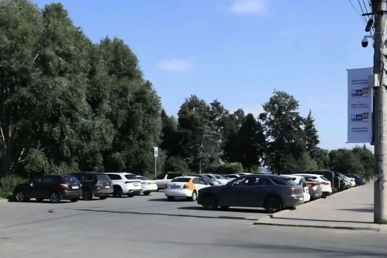 🚗 В Самаре создадут новую систему платных парковок с приложением