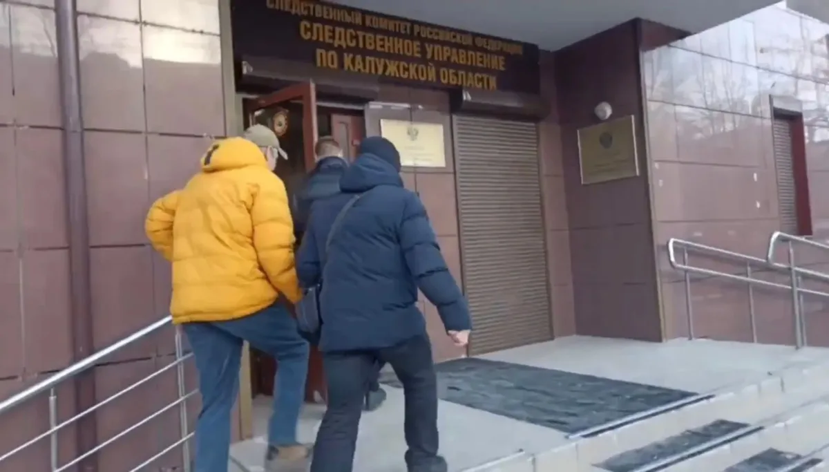 24 года — именно столько убийца скрывался от правосудия. Теперь 49-летний калужанин про...