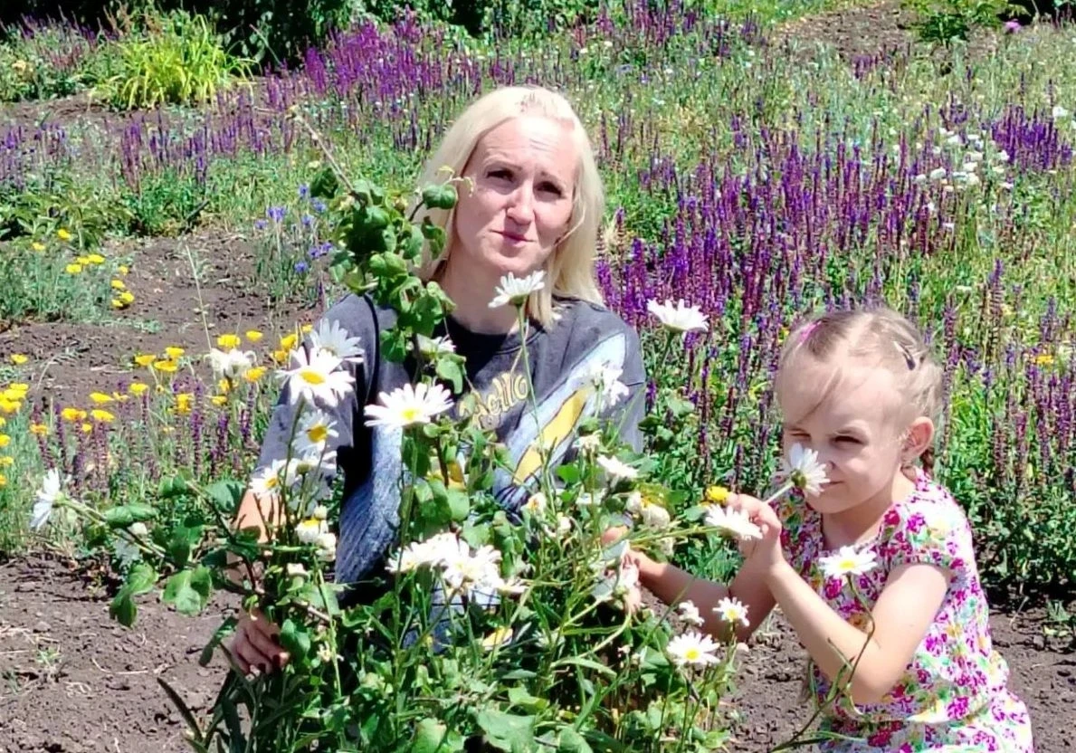 🌼"Ромашка Семьи, Любви и Верности"🌼
📌 Антипова Галина Александровна со своей малышкой - ❗Лизонько