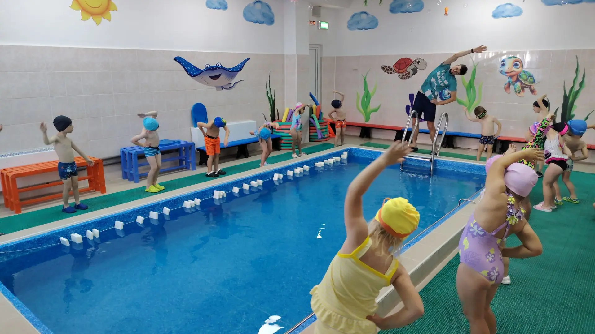 I can swim, I can swim,