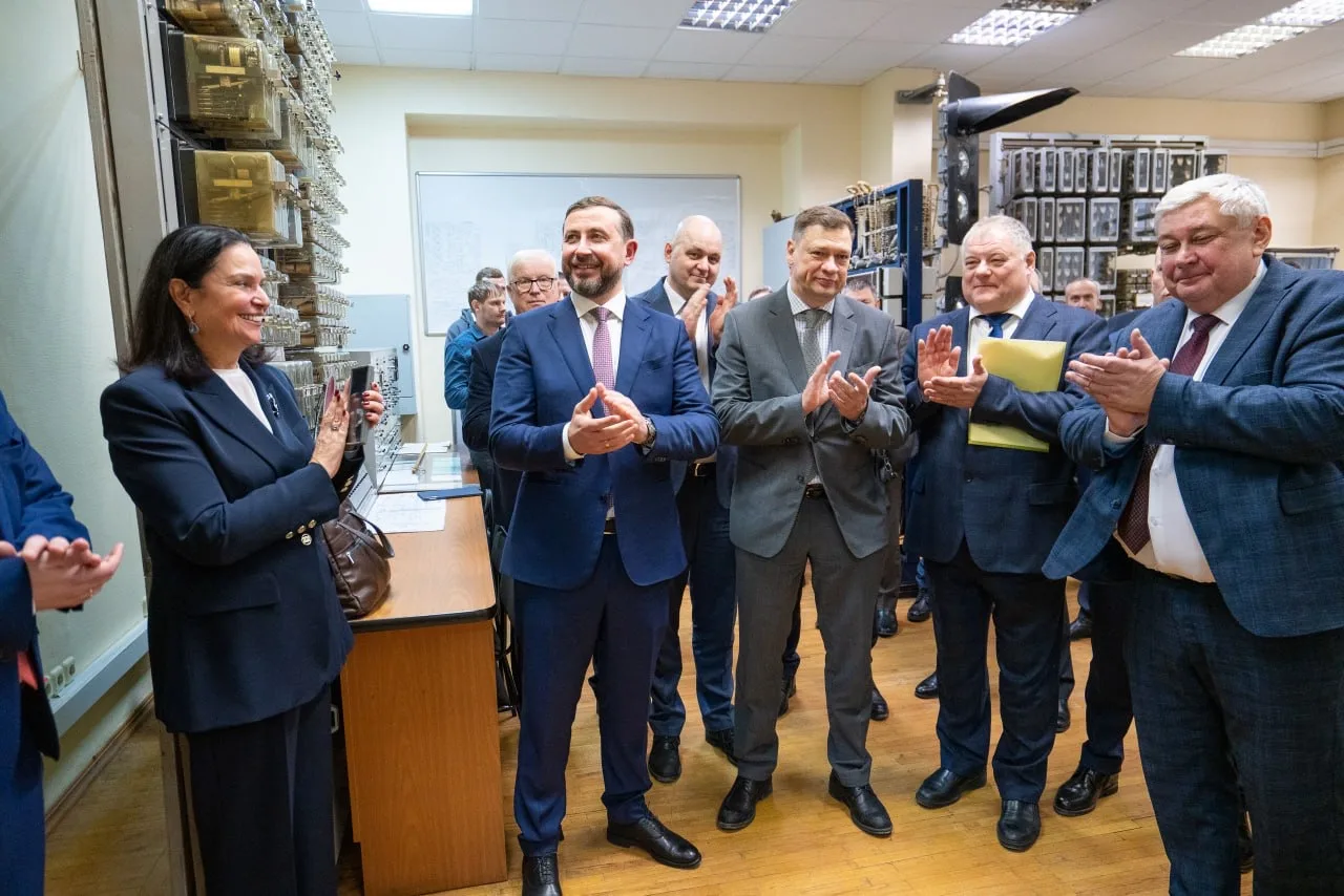 💙В ПГУПС открыли уникальную лабораторию микропроцессорных систем   В рамках Передовой инженерной шко