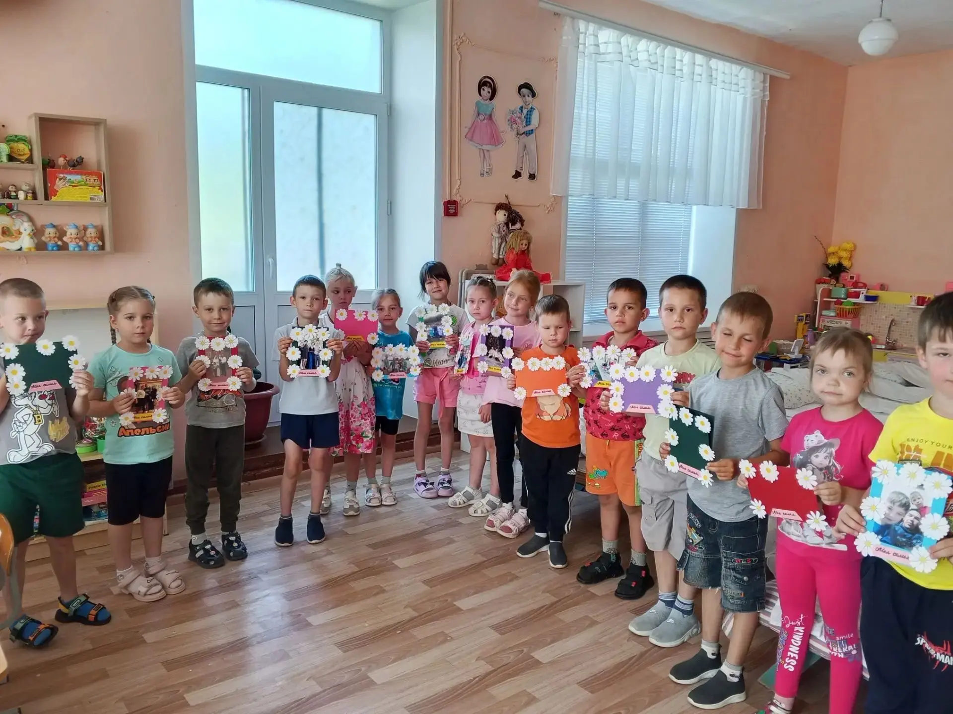 8 июля в этот день отмечается самый теплый, нежный, любимый Всероссийский праздник «День семьи, любв