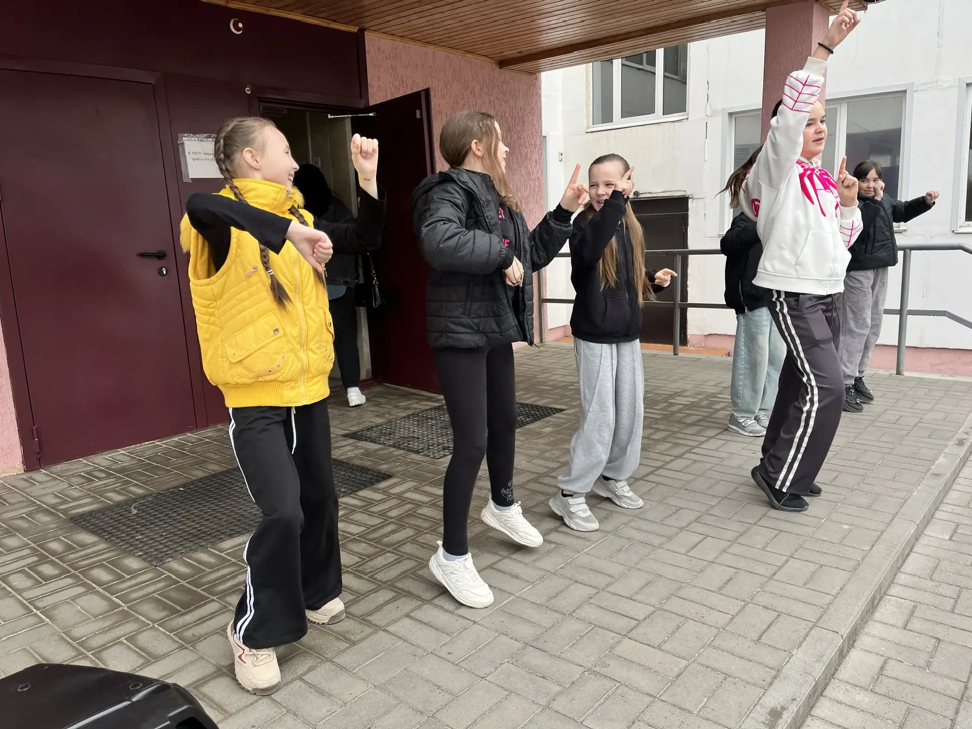 🌞 Ещё один день в лагере — и снова море эмоций!  Сегодняшний день в нашем лагере был по‑настоящему н