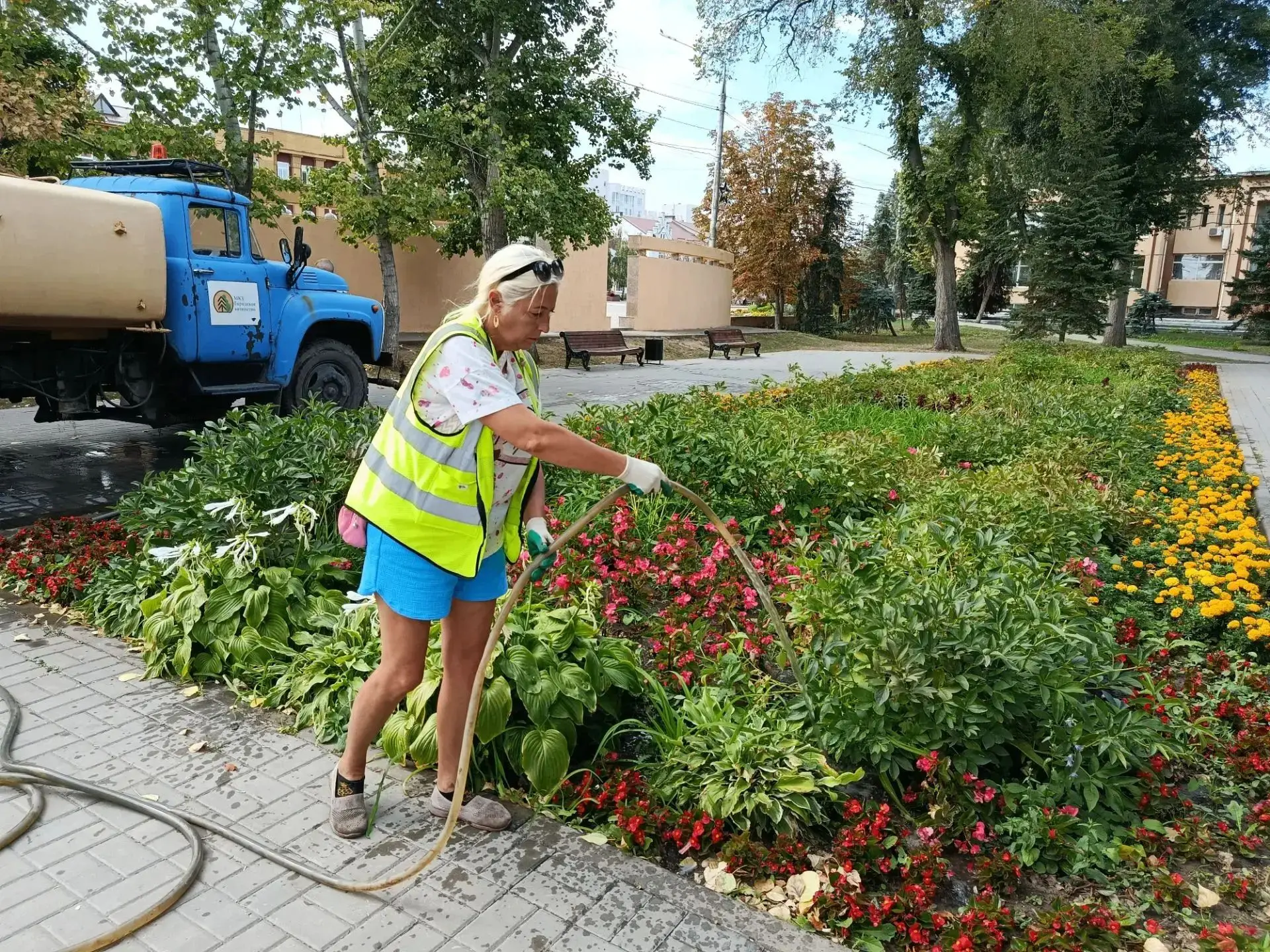 📍 Учреждение продолжает благоустройство общественных пространств | Итоги дня МКУ «Озел...