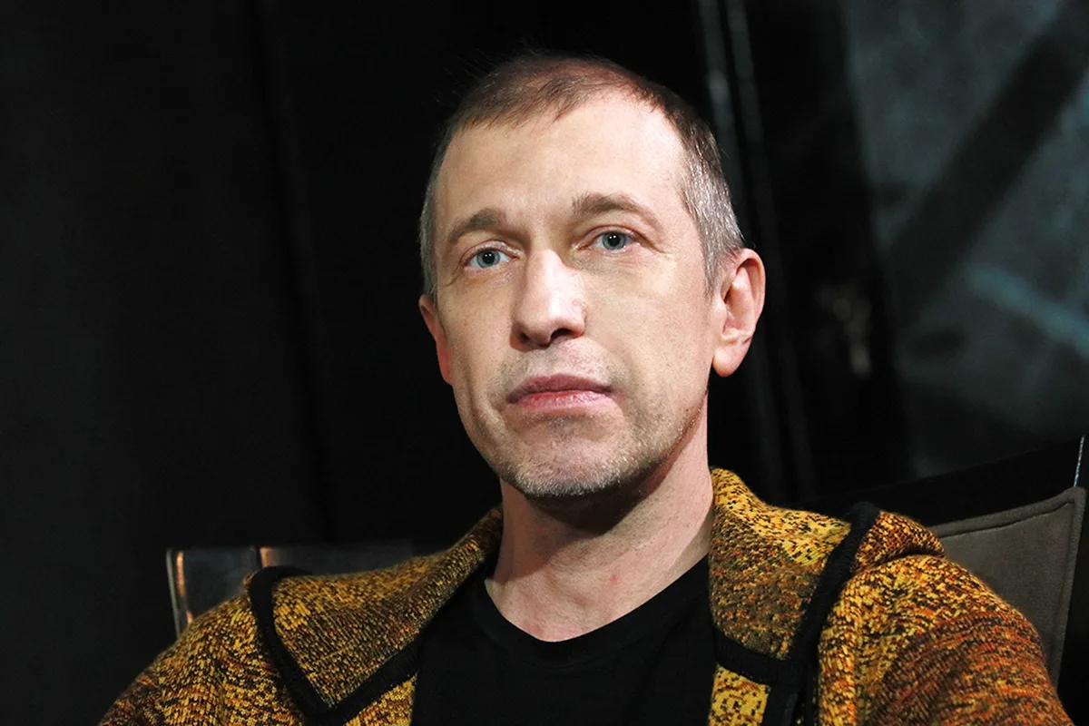 ⚡️ 😭Стало известно о смерти музыкального критика и шоумена Сергея Соседова. Ему было 5...